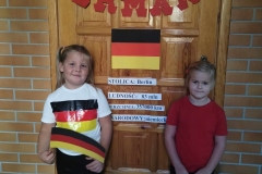 1b9e82e2-371c-4b06-b99b-e52fd5937f6a