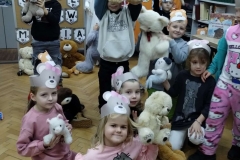 25e73e7b-54fb-4b55-bb17-c92e0207a585