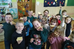 7ab1025e-34c9-43cd-beed-2c048f727dff