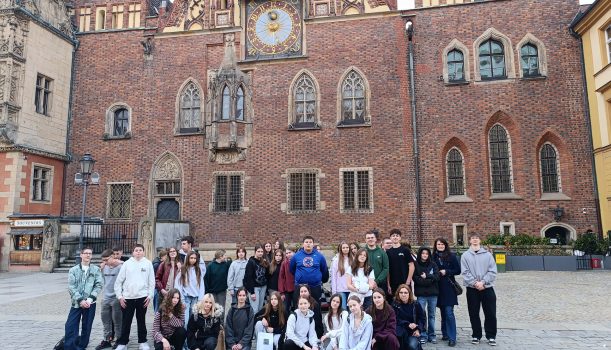 W  poszukiwaniu tajemnic życia i  śladów historii…