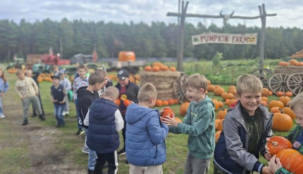 „Indiańska przygoda na Farmie Dyniowej”